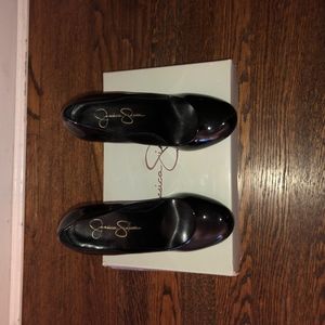 Jessica Simpson Black Patent Close Toed Heels 6M